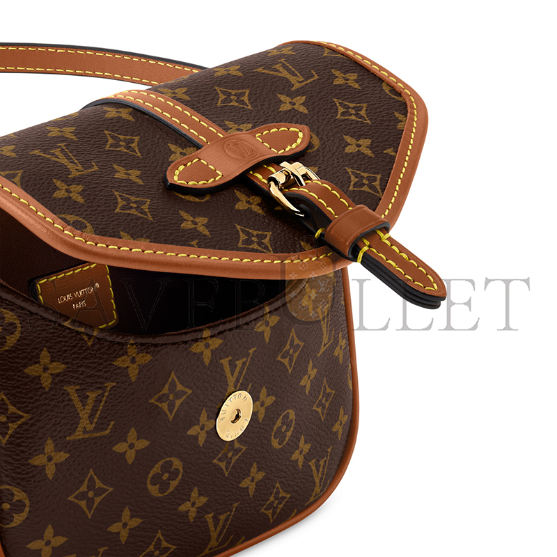 LOUIS VUITTON SOLO M27096 (15.7*11.6*4cm) 650 LOUIS VUITTON SOLO M27096 (15.7*11.6*4cm) 650